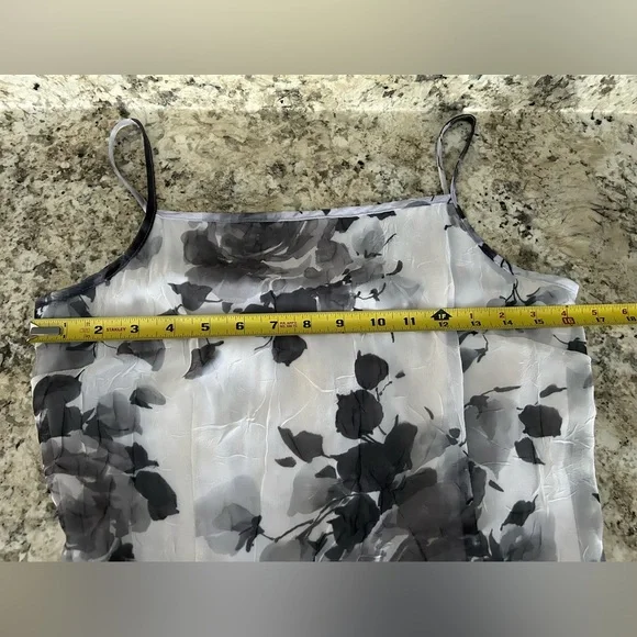 Byer Too Black White Floral Overlay Dress Y2K Size 9 - Picture 8 of 9